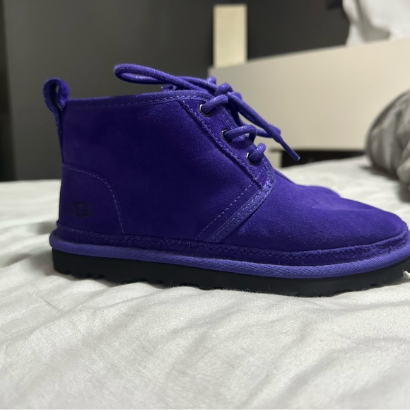 UGG nuemel women’s size 6 - Picture 3 of 3